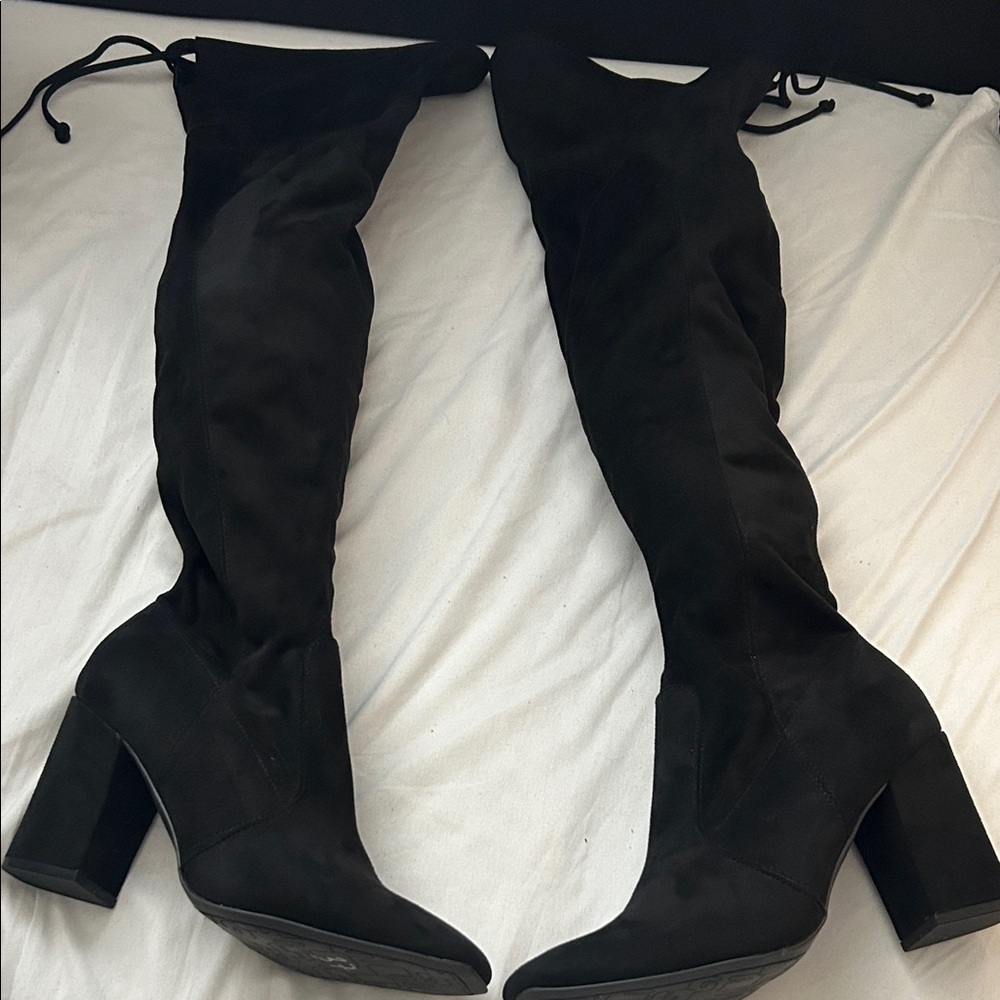 Elegant Black Over-the-Knee Boots